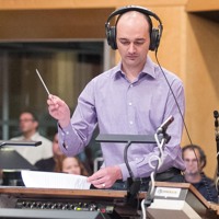 Daniel Alberto Velasco, conducting
